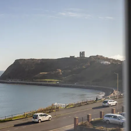 아파트 2, King's Court