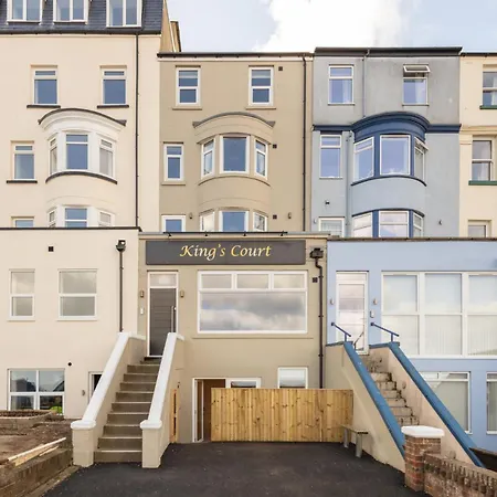 아파트 2, King's Court *